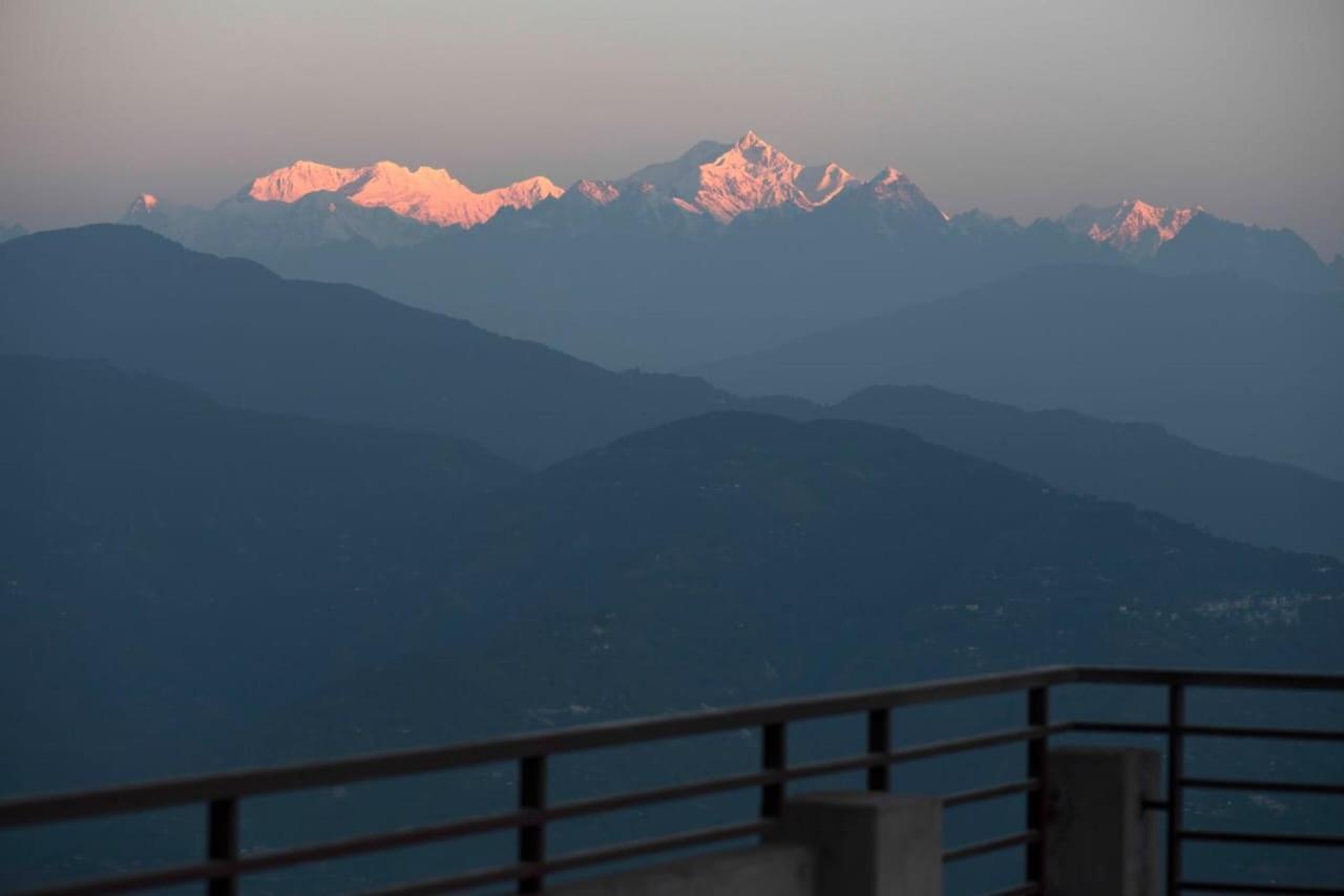 Delohighs Hostel Kalimpong Exterior photo